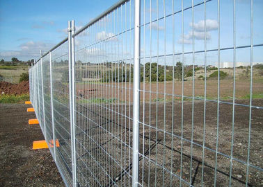 Galvanized Steel Temporary Fencing Panel Ketahanan Alkali Dengan Ukuran Mesh 50x150mm