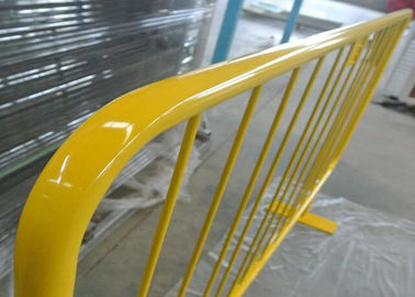 PVC Coated Crowd Control Barriers Inner Pipe 18 MM OD With Bridge Feet